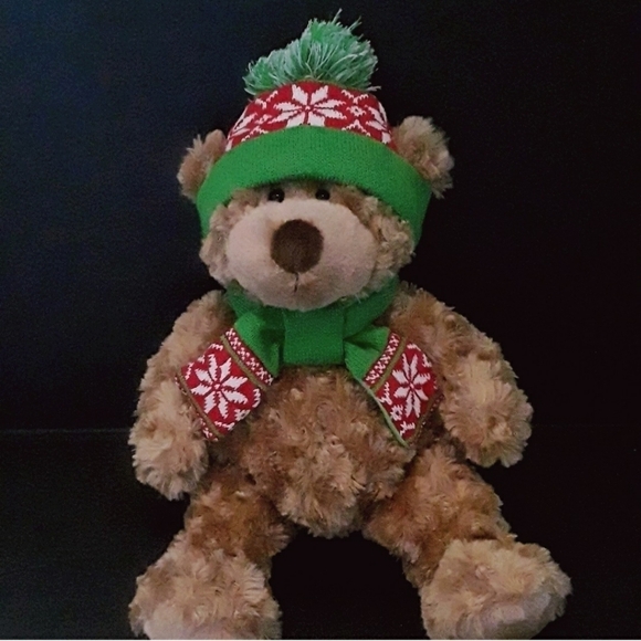 Hug Fun International Inc. Brown Bear Stuffed Animal Plush Hat Scarf Christmas - Picture 1 of 4